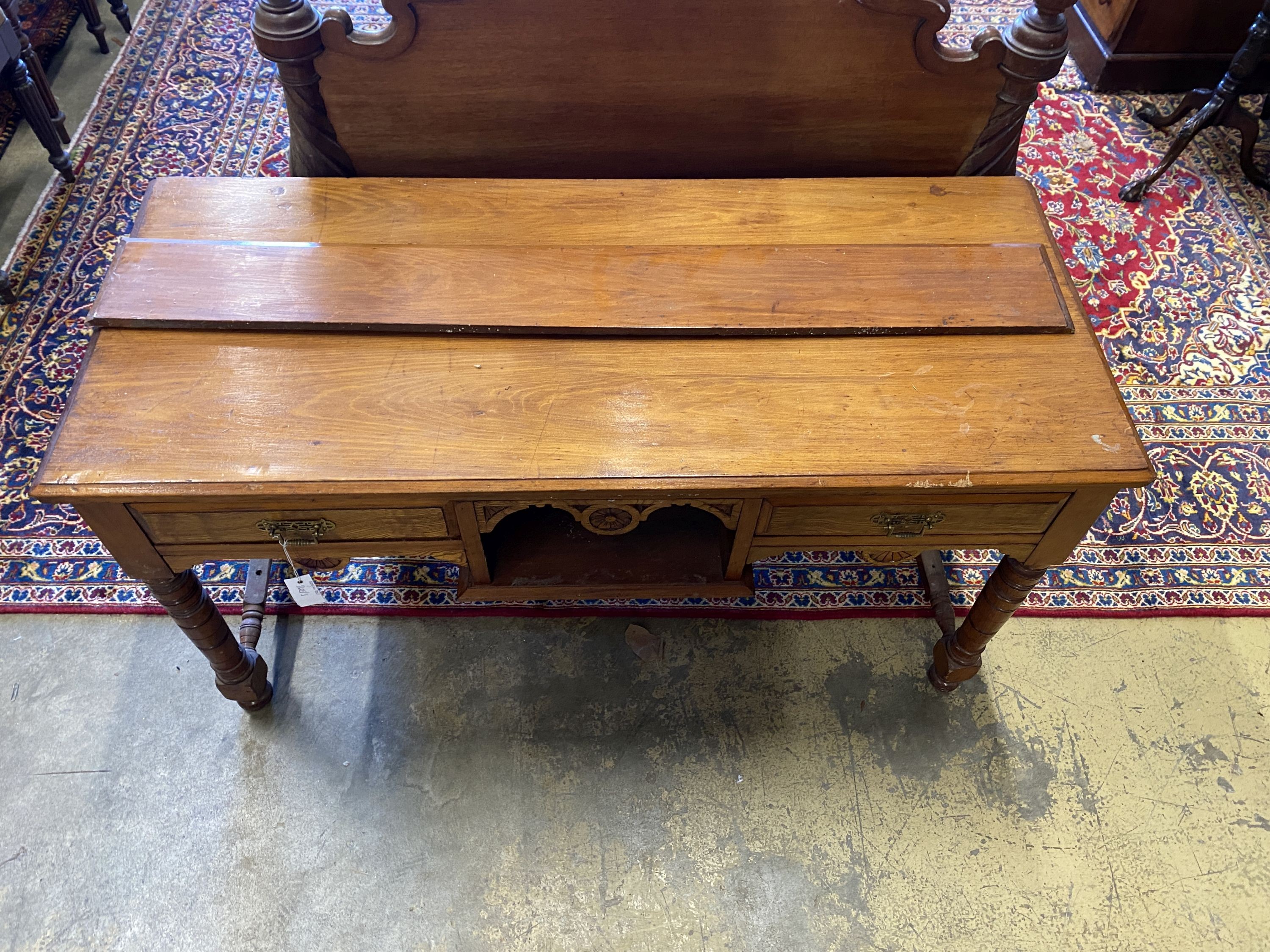 A Victorian dressing table, width 122cm, depth 50cm, height 76cm